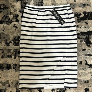 Navy and White MINKPINK skirt